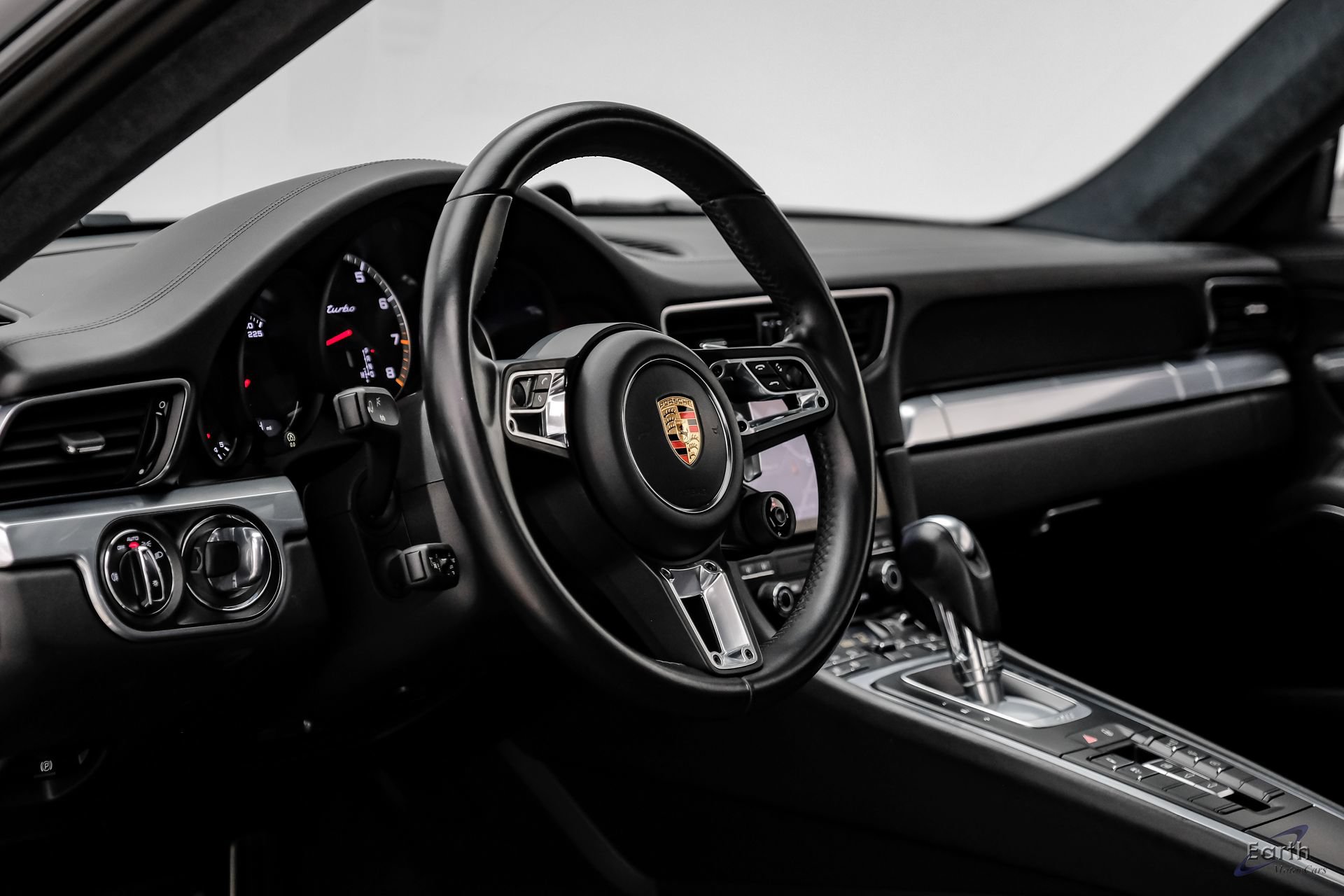 Used 2017 Porsche 911 Turbo AWD/4WD image 42