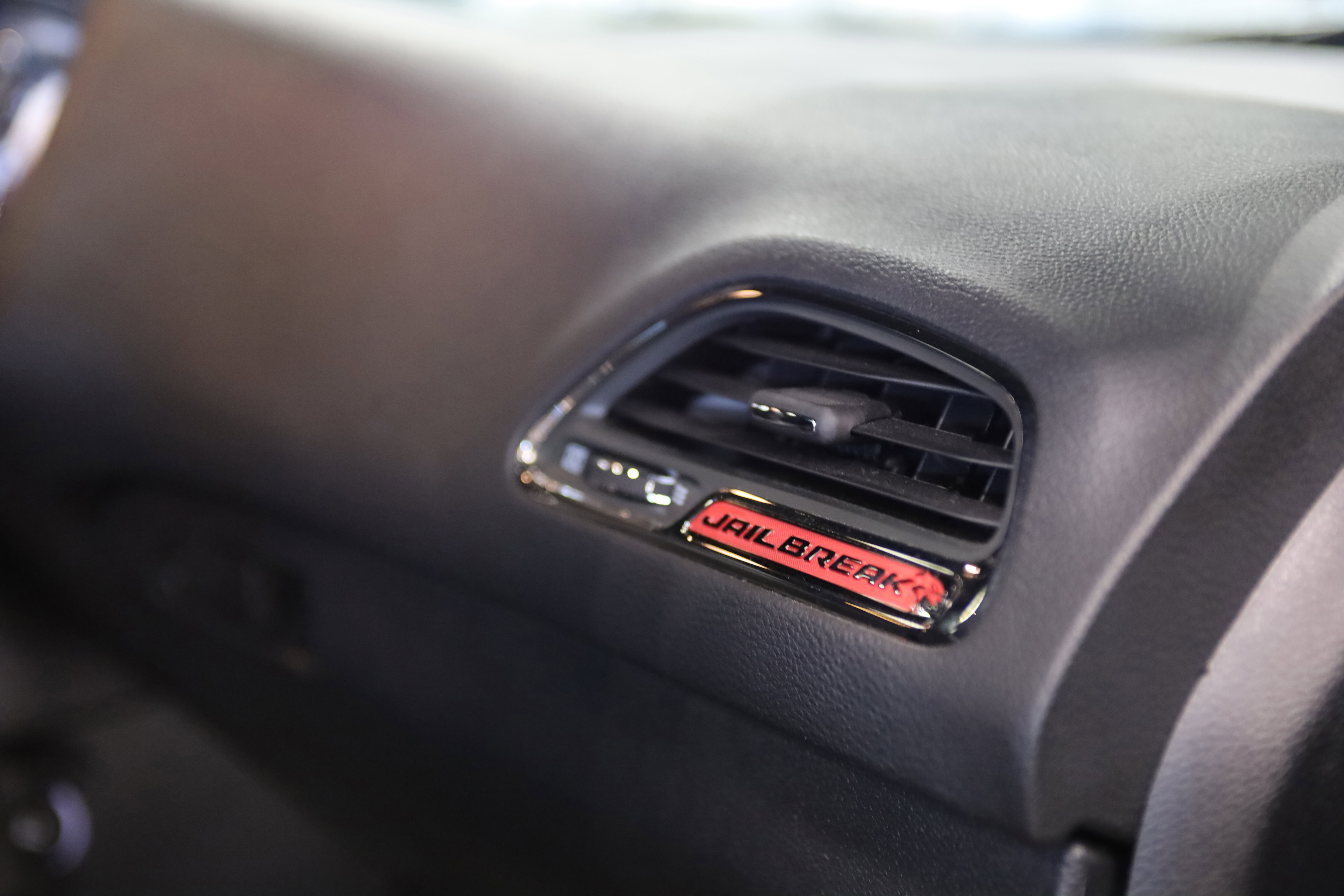 Used 2023 Dodge Challenger SRT Hellcat w/ Driver Convenience Group RWD image 34