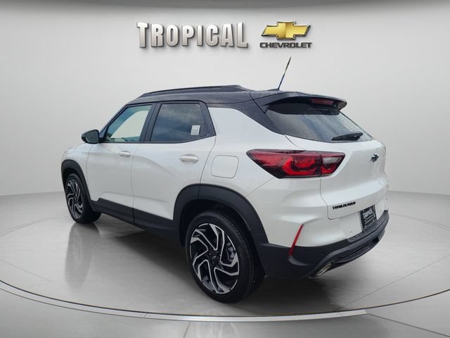 New 2026 Chevrolet TrailBlazer RS w/ Driver Confidence Package FWD image 3