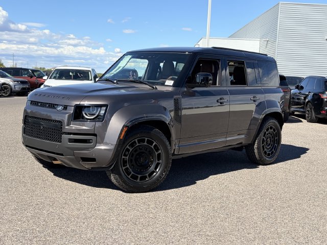 New 2026 Land Rover Defender 110 OCTA AWD/4WD image 2