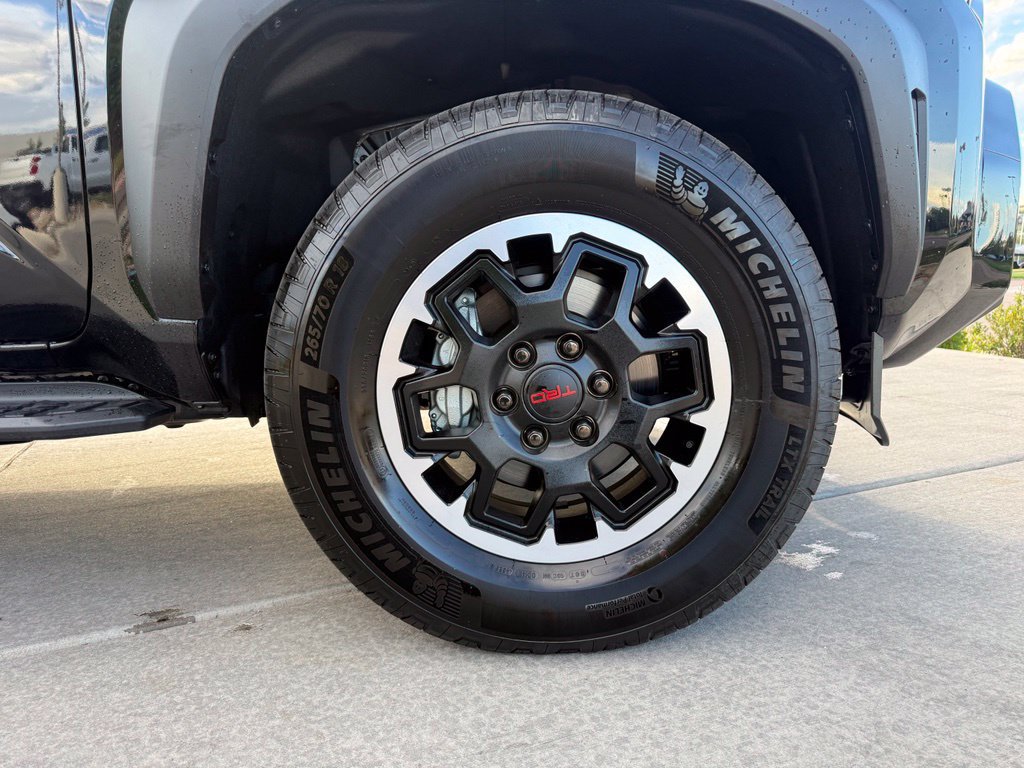 Used 2026 Toyota 4Runner TRD Off-Road Premium AWD/4WD image 24