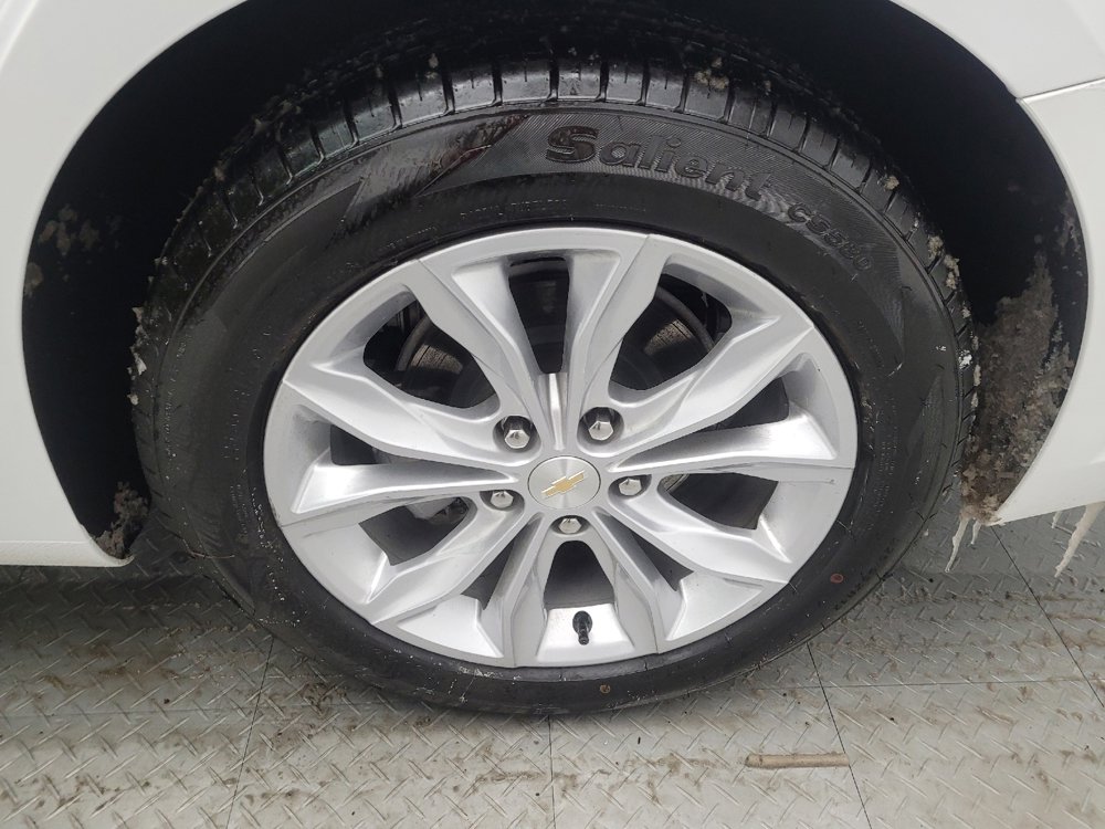 Used 2023 Chevrolet Malibu LT image 31