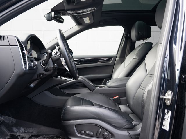 Certified 2023 Porsche Cayenne image 17
