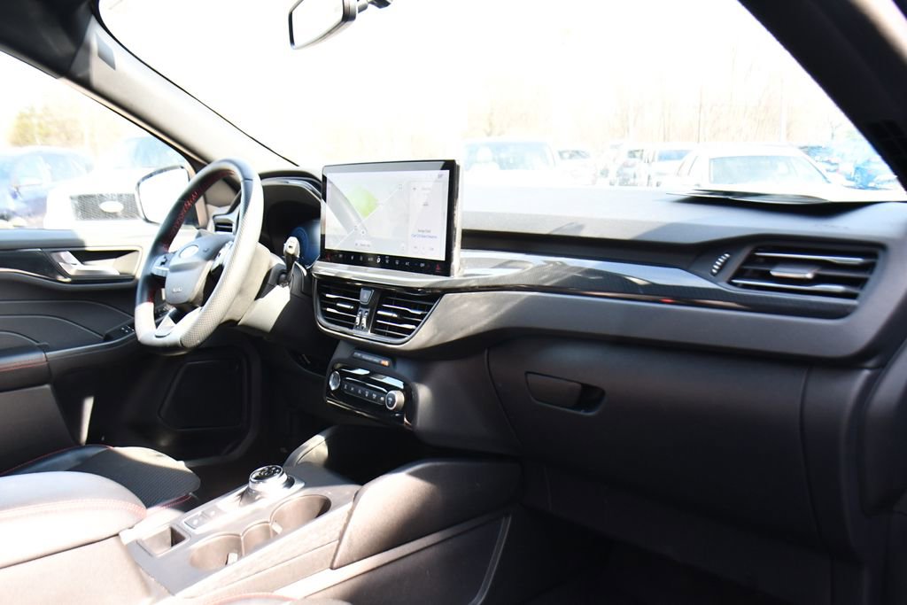 Used 2023 Ford Escape ST-Line Elite image 15