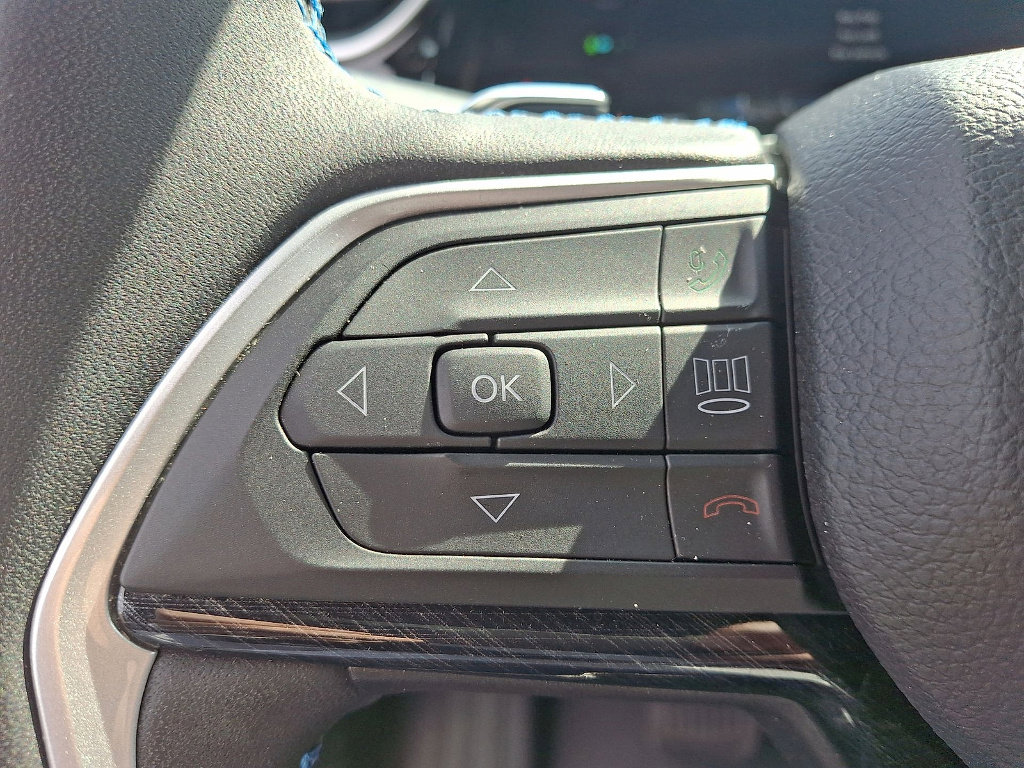 Used 2024 Jeep Grand Cherokee Trailhawk image 17