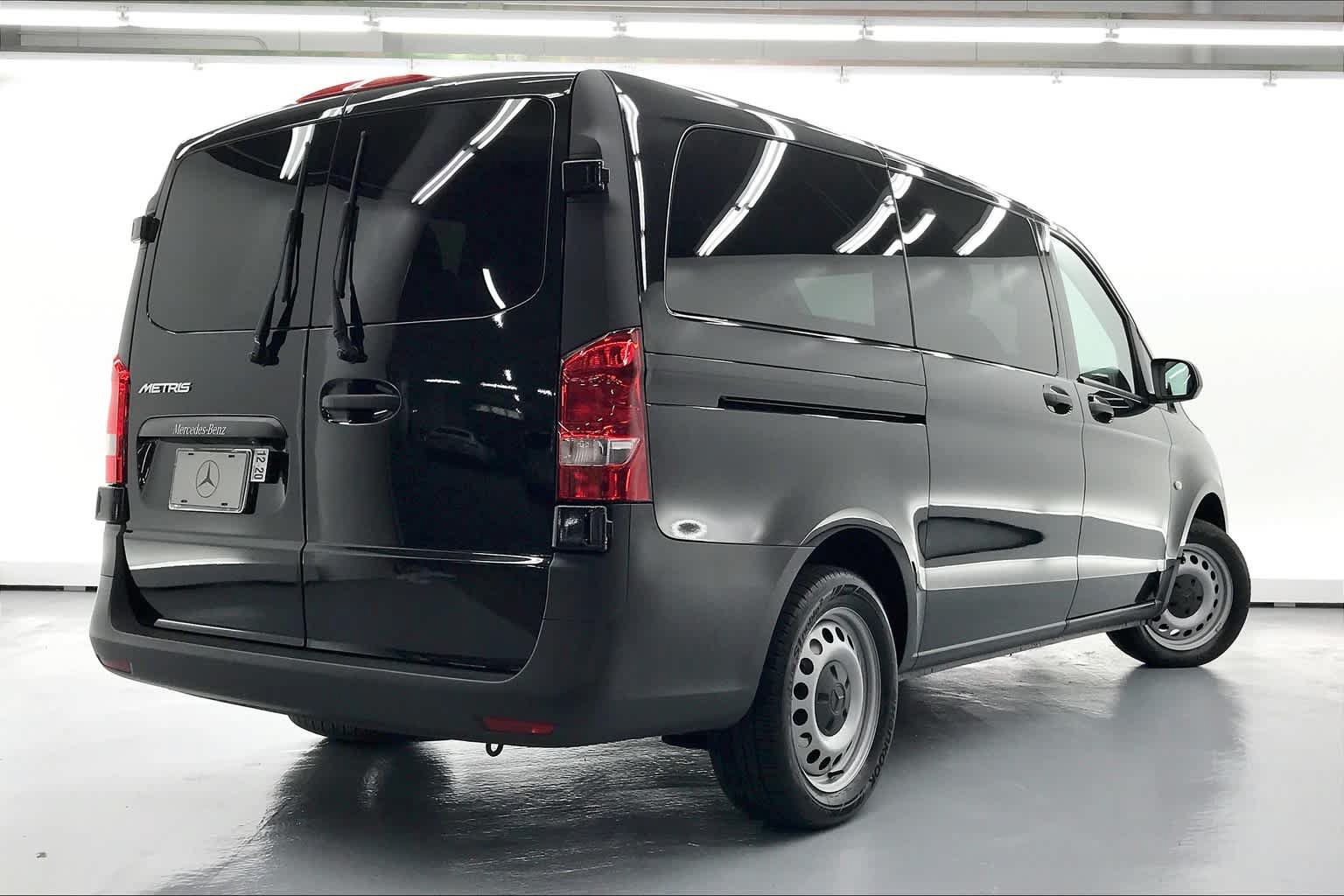 Used 2019 Mercedes-Benz Metris Passenger image 15