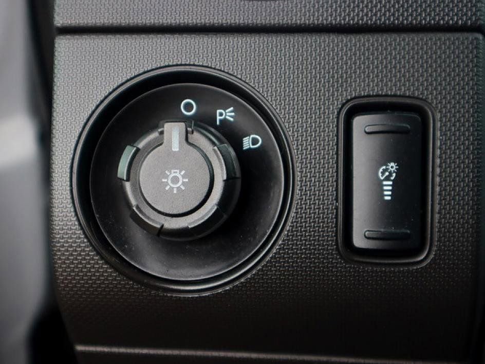 Used 2017 Ford F650 2WD SuperCab Super Duty image 15