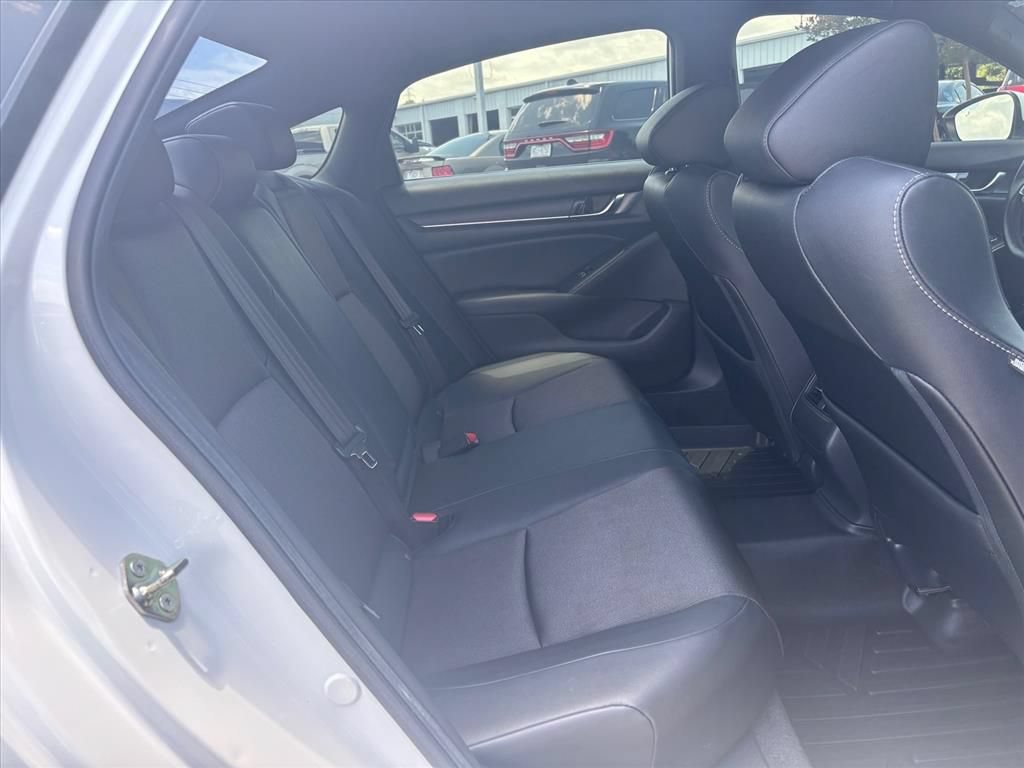 Used 2020 Honda Accord Sport image 14