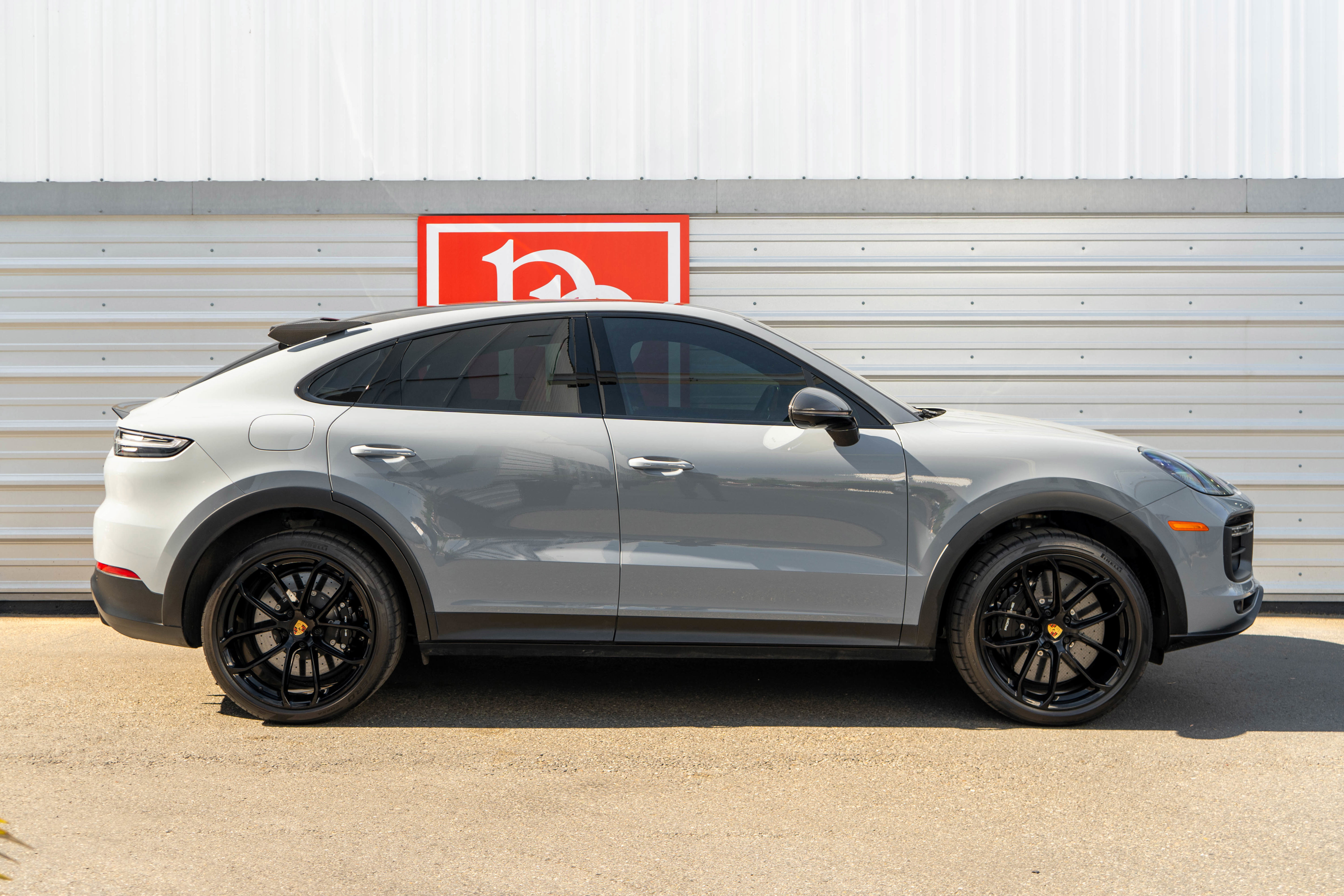 Used 2023 Porsche Cayenne Turbo GT AWD/4WD image 44