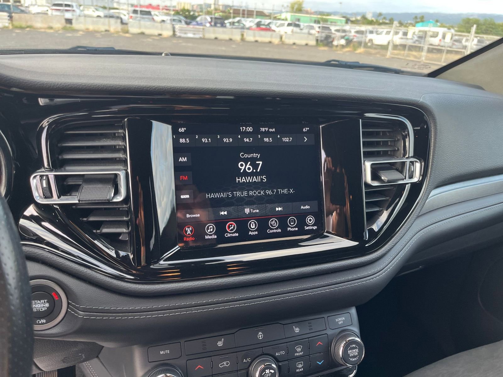 Used 2023 Dodge Durango SXT image 21