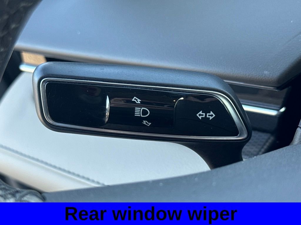 Used 2024 Lincoln Nautilus Premier AWD/4WD image 31