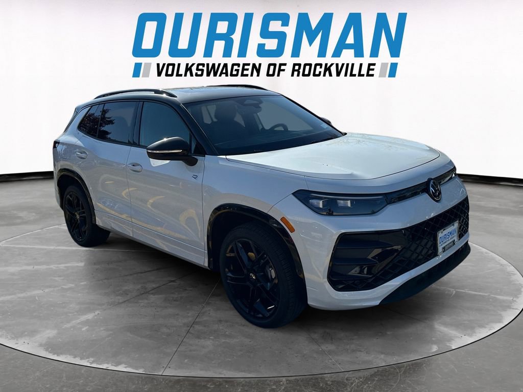 New 2025 Volkswagen Tiguan SE R-Line