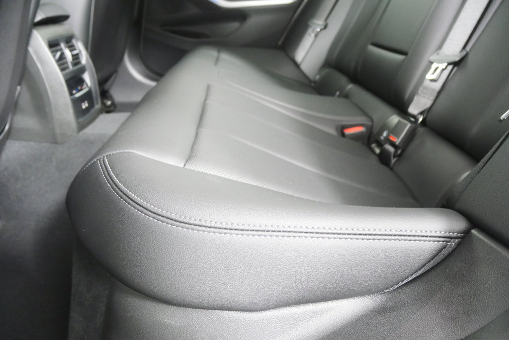 Certified 2026 BMW 330i Sedan RWD image 14