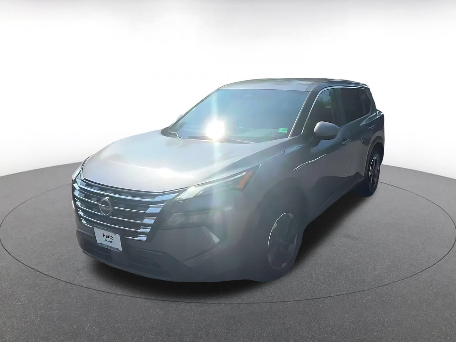 Used 2025 Nissan Rogue SV AWD/4WD image 7