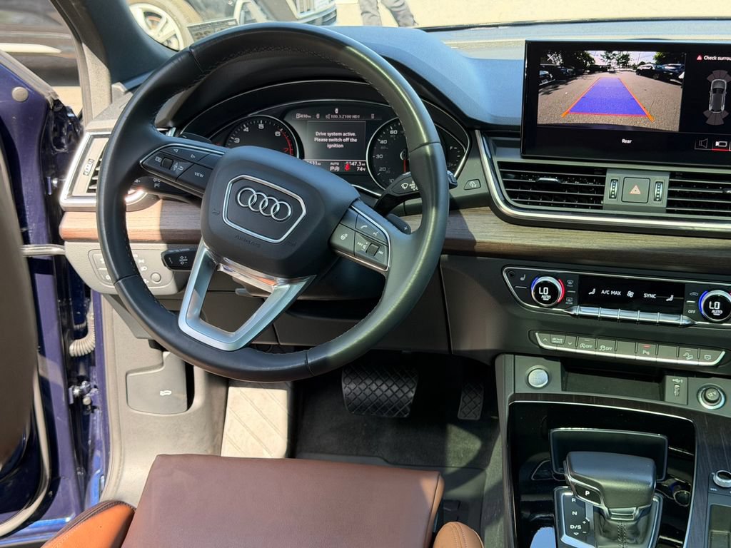 Used 2024 Audi Q5 2.0T Premium w/ Convenience Package AWD/4WD image 22