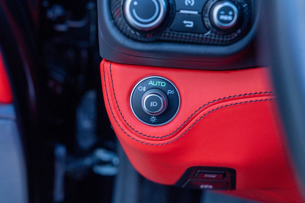 Certified 2022 Ferrari Portofino M image 35