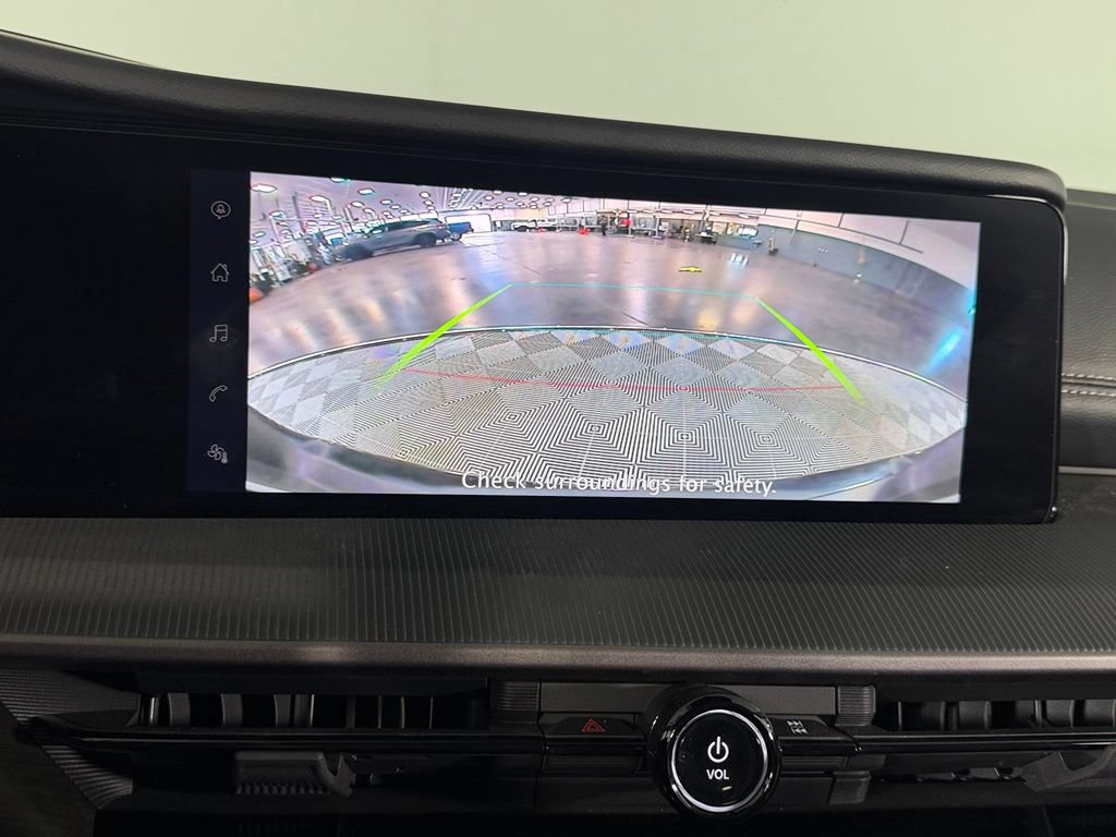 Used 2025 Nissan Murano SV FWD image 22