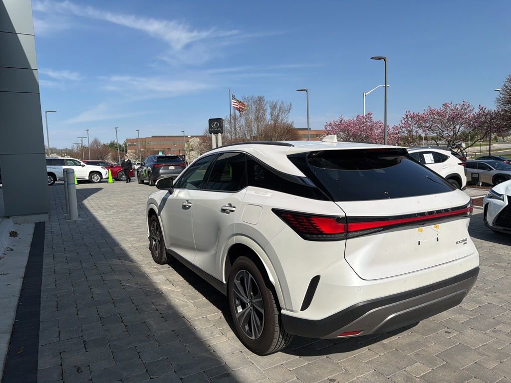 Used 2025 Lexus RX 350 Premium w/ Accessory Package image 14