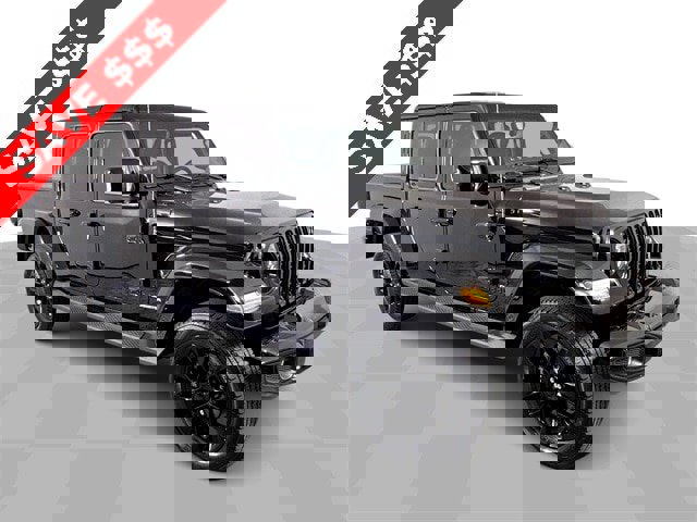 Used 2022 Jeep Gladiator Overland image 2