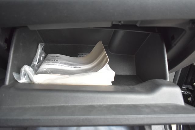 Used 2018 Chevrolet Equinox LT FWD image 44