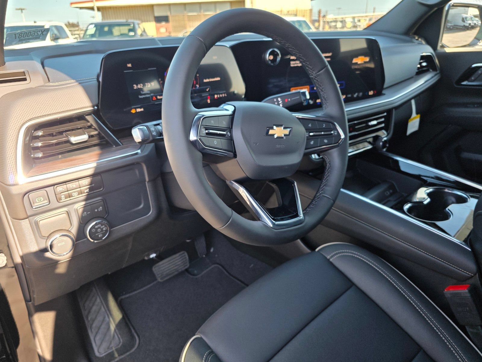 New 2026 Chevrolet Tahoe Premier w/ LPO, Get Active Package RWD image 25