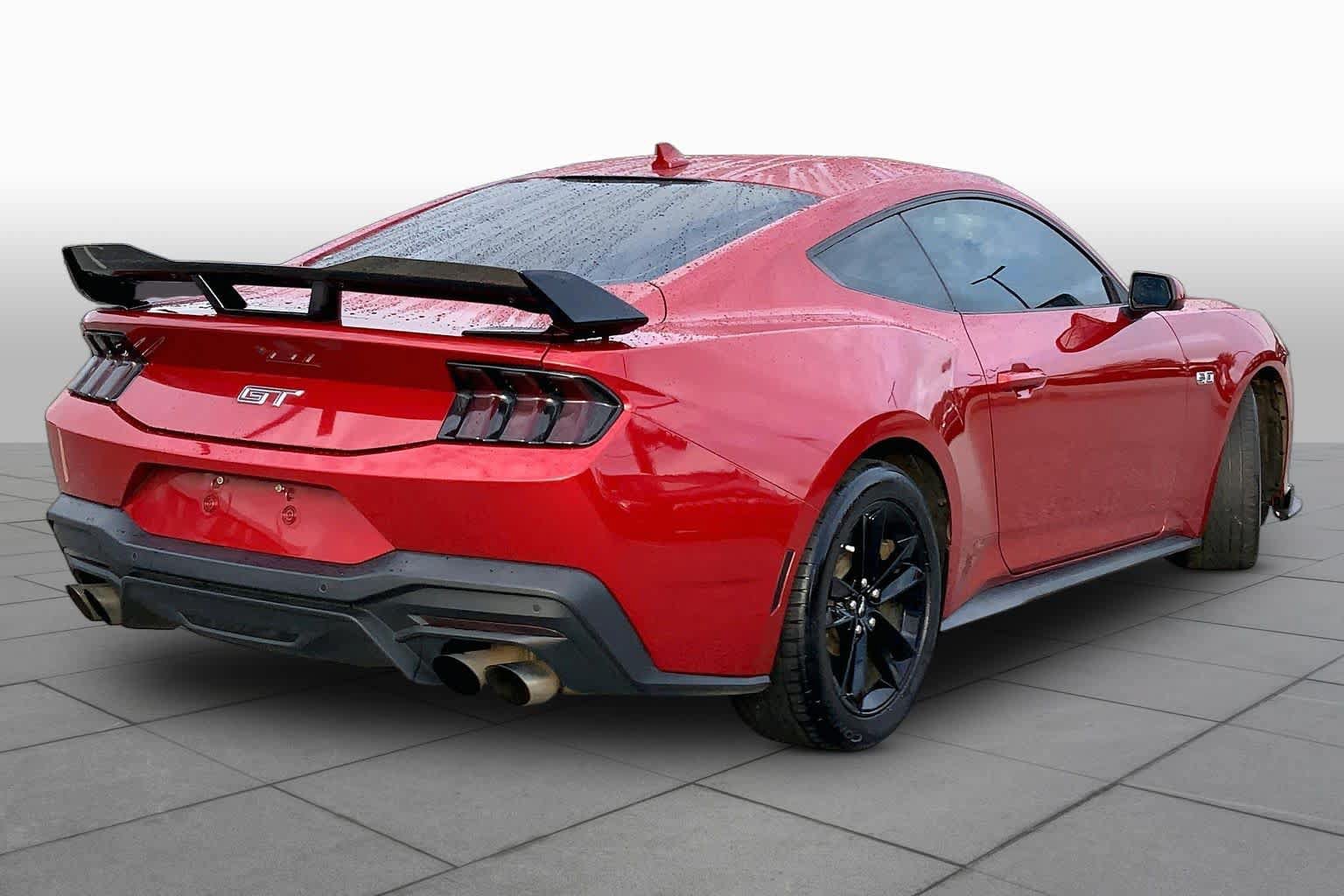 Used 2024 Ford Mustang GT RWD image 12