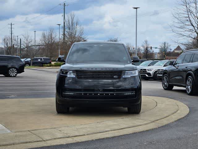 Used 2025 Land Rover Range Rover SE AWD/4WD image 4