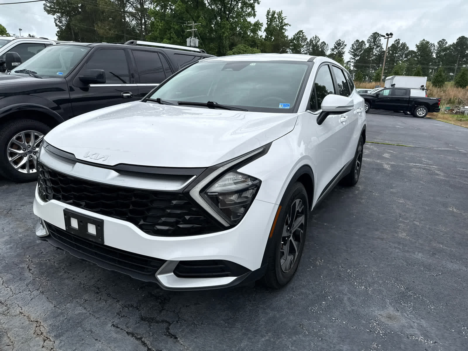 Used 2023 Kia Sportage EX FWD image 6