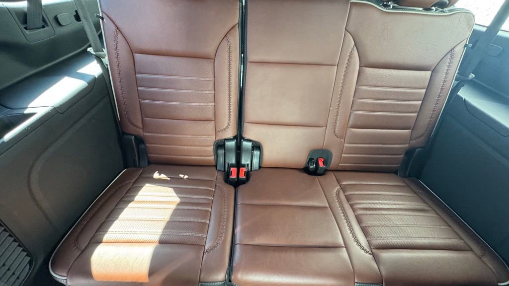 Used 2023 GMC Yukon XL Denali Ultimate image 11