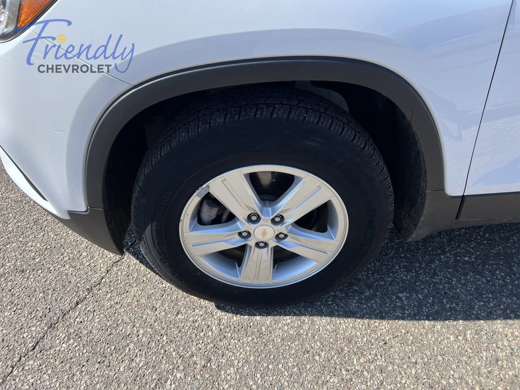 Used 2022 Chevrolet Trax LT w/ Driver Confidence Package AWD/4WD image 4