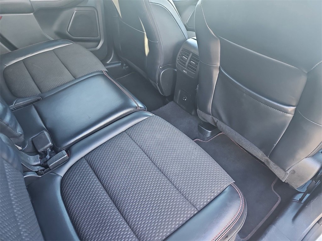 Used 2023 Ford Escape ST-Line image 11