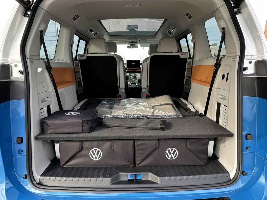 New 2025 Volkswagen ID. Buzz Pro S Plus image 4