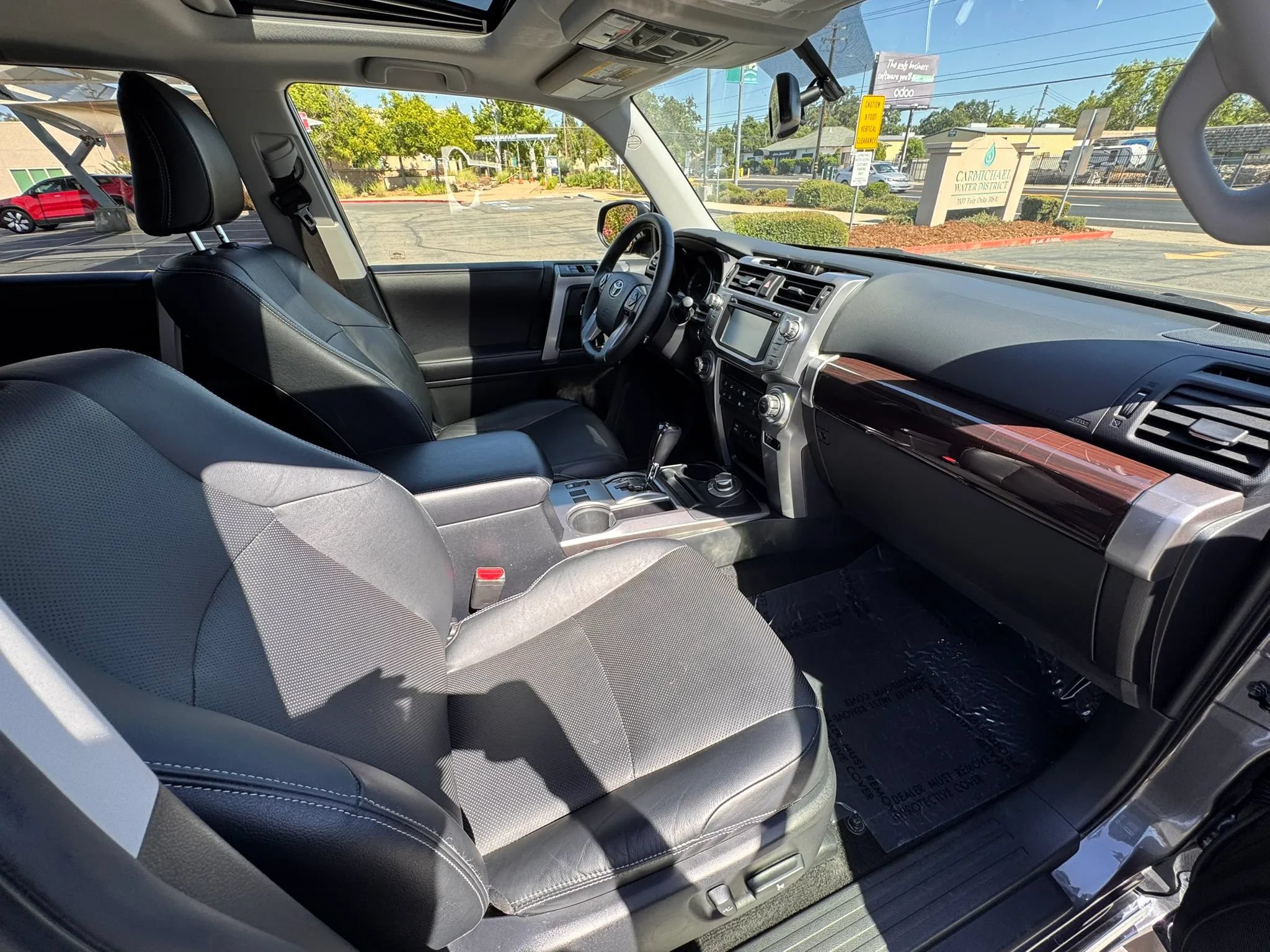 Used 2018 Toyota 4Runner Limited AWD/4WD image 12
