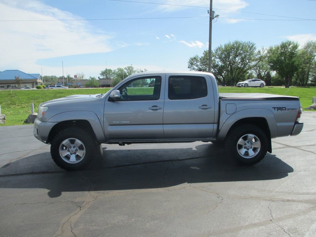 Used 2014 Toyota Tacoma 4x4 Double Cab w/ TRD Sport Package image 10