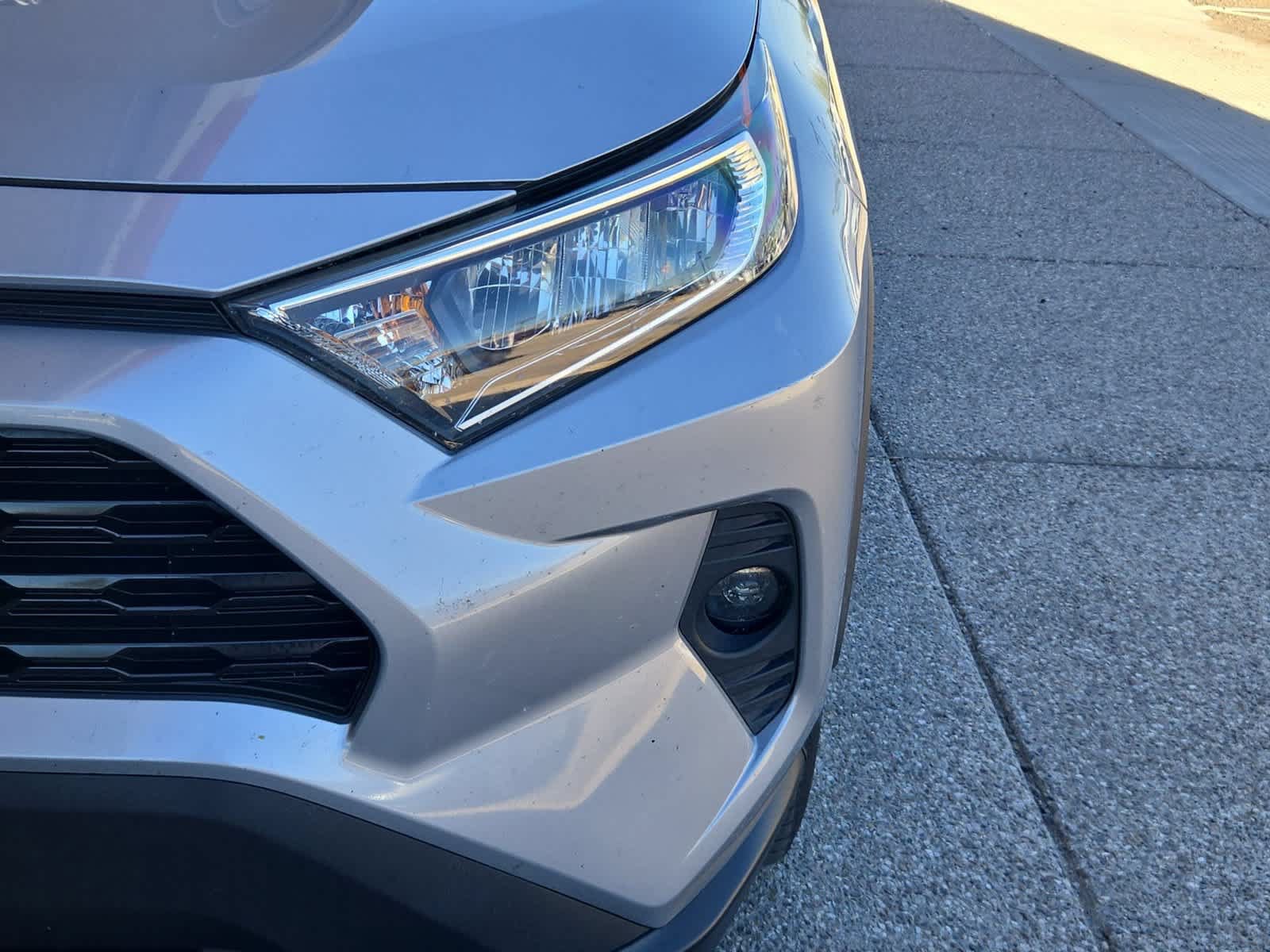 Used 2020 Toyota RAV4 XLE w/ Convenience Package FWD image 11