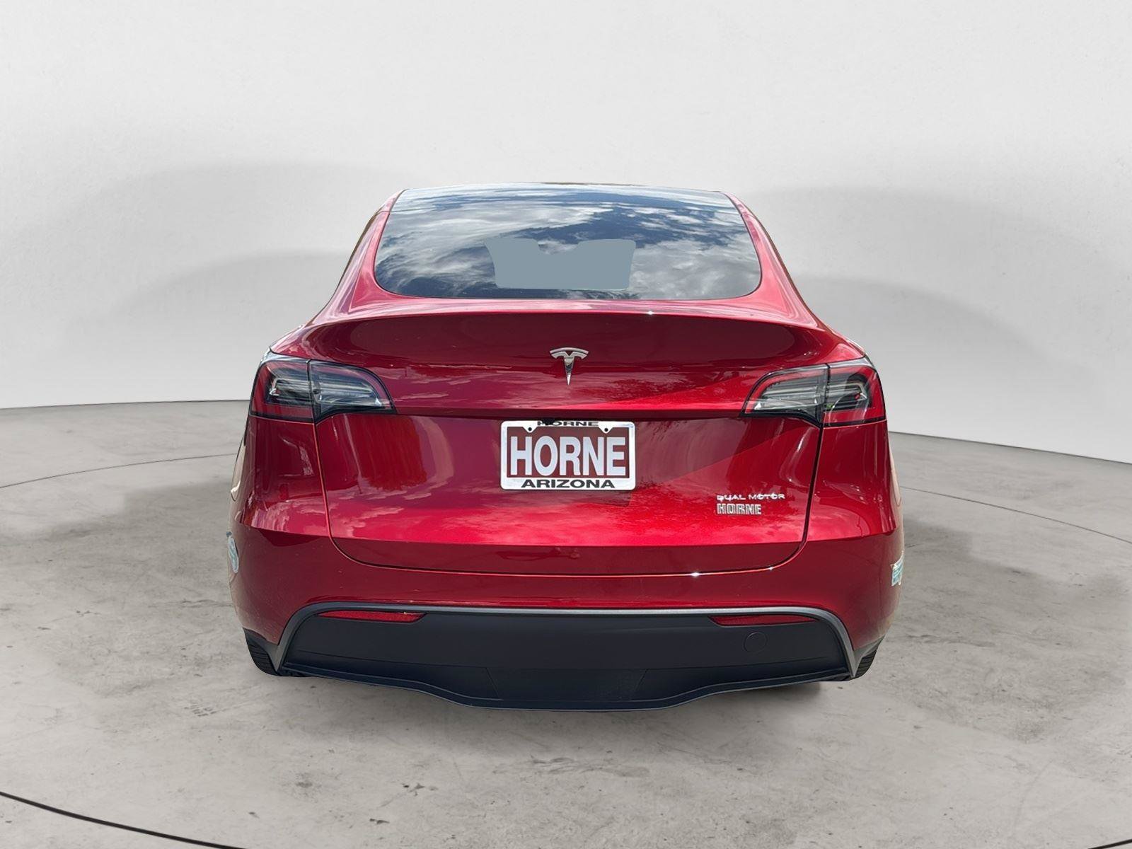Used 2024 Tesla Model Y Long Range AWD/4WD image 4