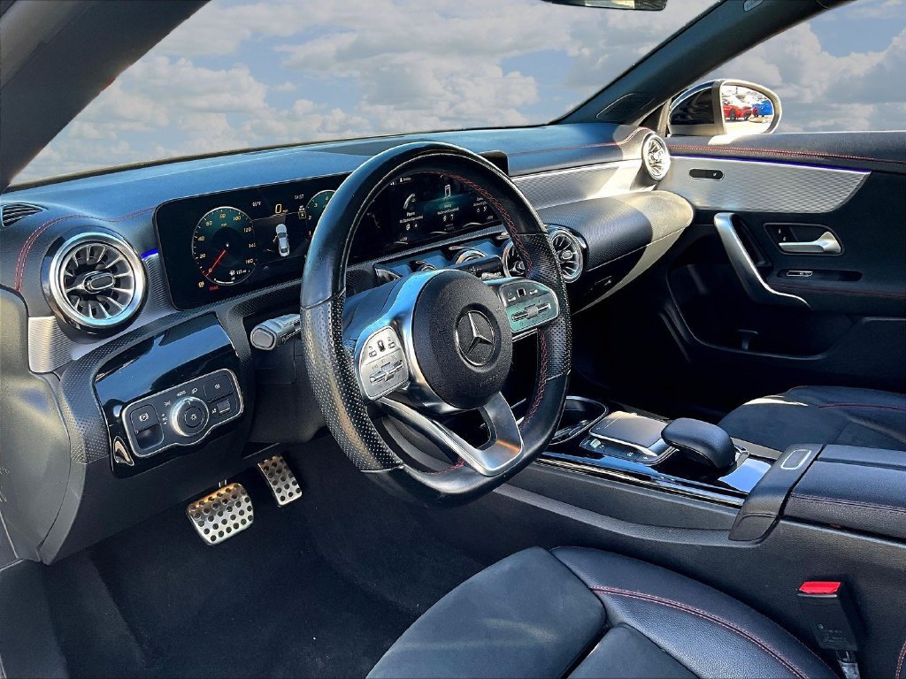 Used 2022 Mercedes-Benz CLA 250 image 17
