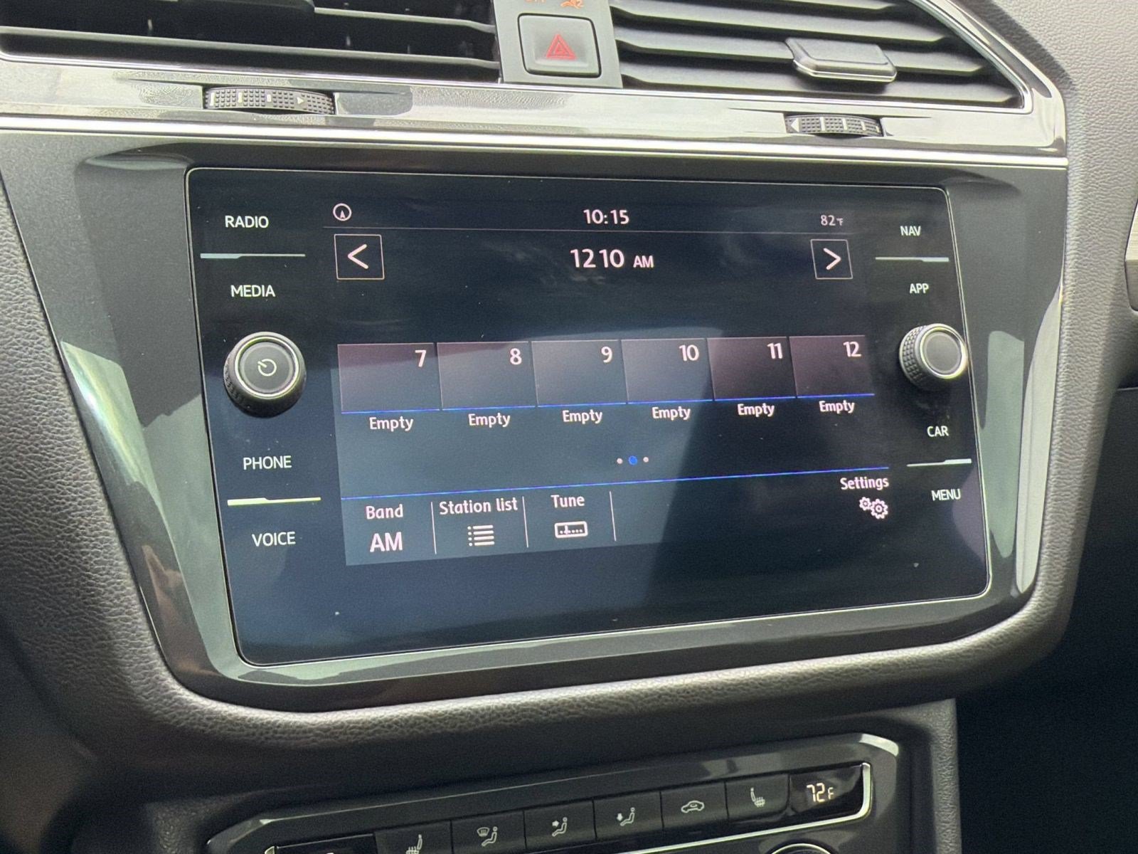Used 2019 Volkswagen Tiguan SEL R-Line FWD image 21