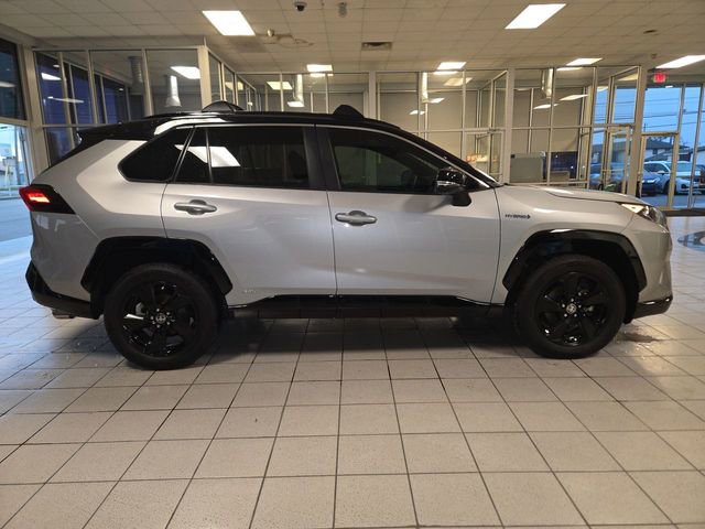 Used 2021 Toyota RAV4 XSE w/ XSE Grade Weather Package image 9
