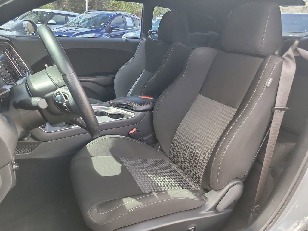 Used 2021 Dodge Challenger GT w/ Driver Convenience Group image 11