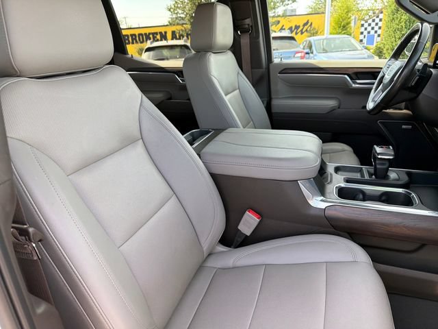 Used 2023 GMC Sierra 1500 SLT w/ SLT Premium Package AWD/4WD image 25