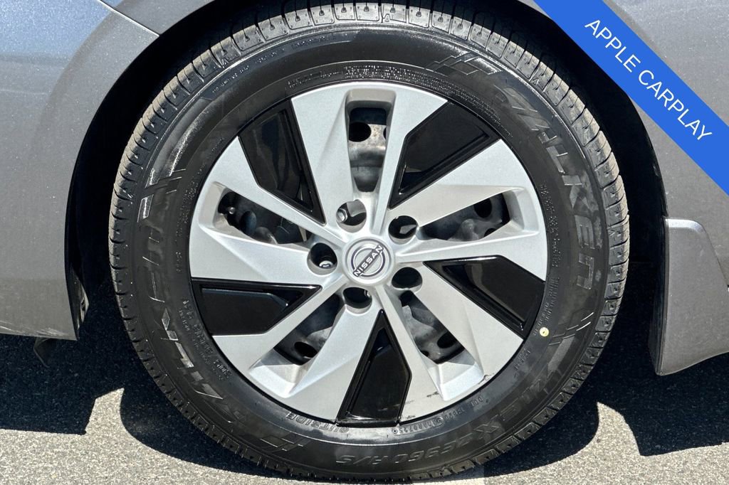 Used 2024 Nissan Sentra S image 29