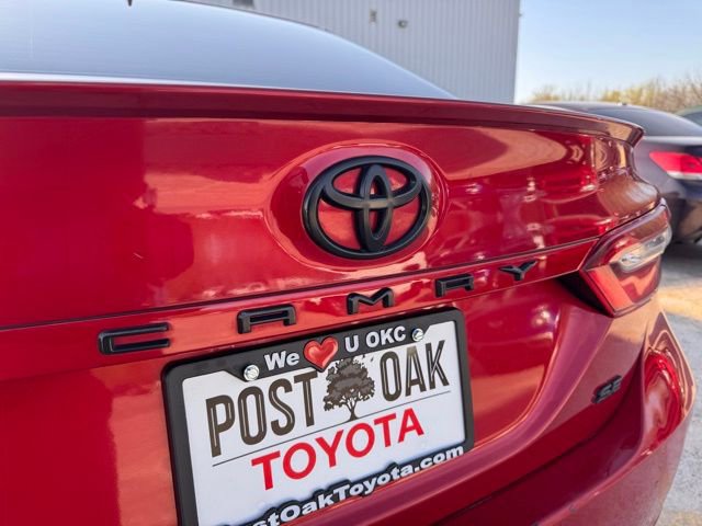 Used 2021 Toyota Camry SE image 11