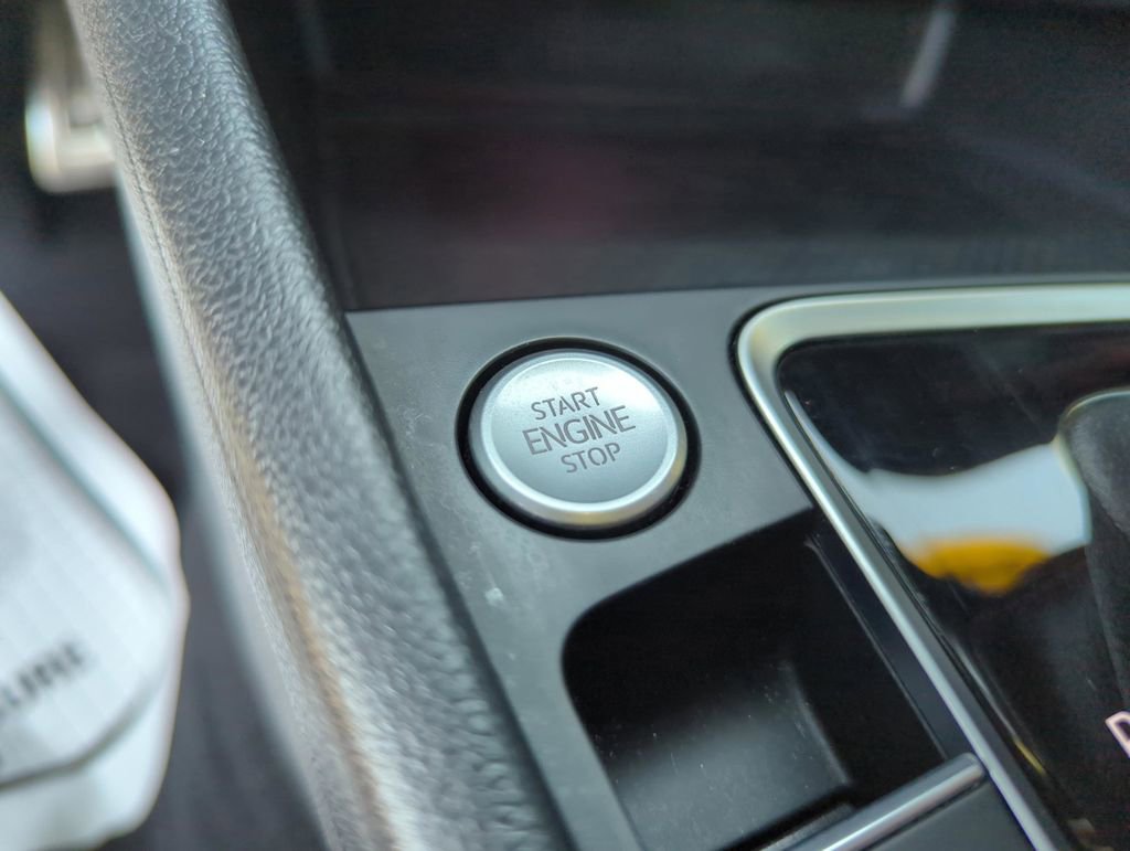 Used 2021 Volkswagen Jetta GLI Autobahn w/ GLI Autobahn Black Package image 39