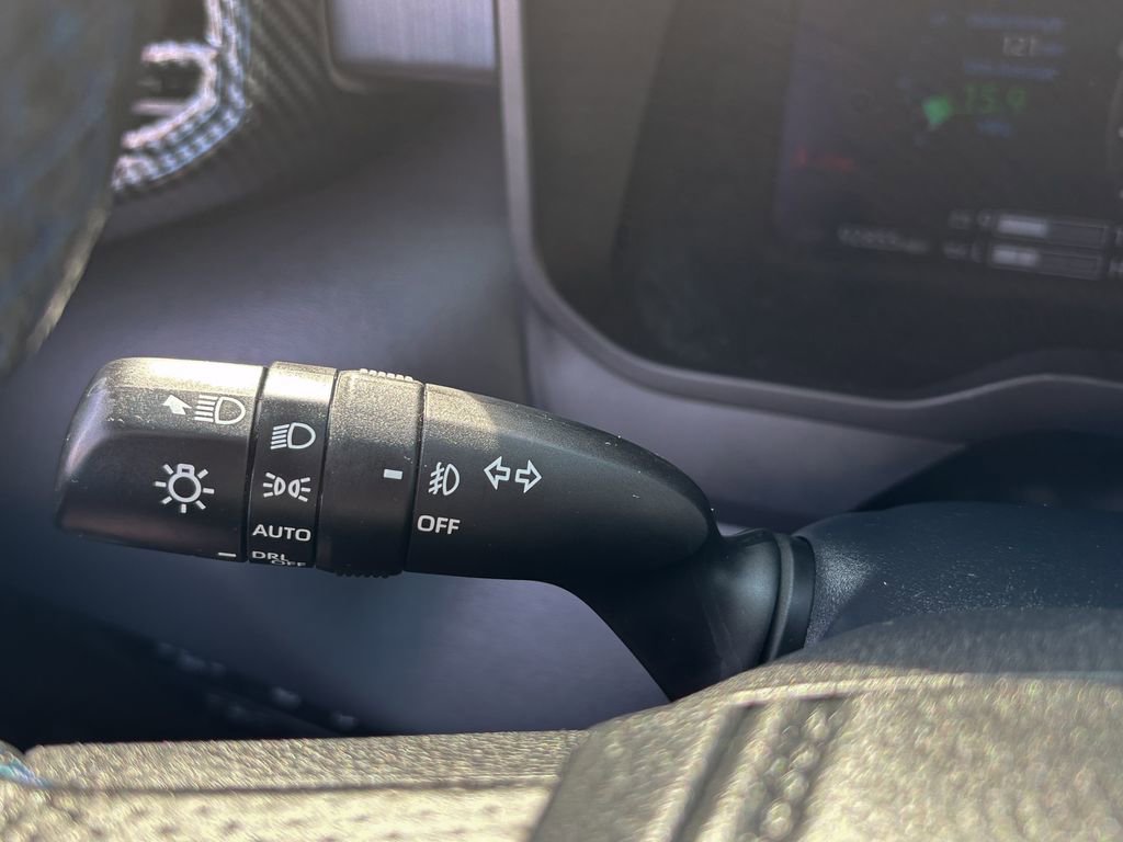 Used 2023 Toyota Tundra Platinum w/ Advanced Package AWD/4WD image 30