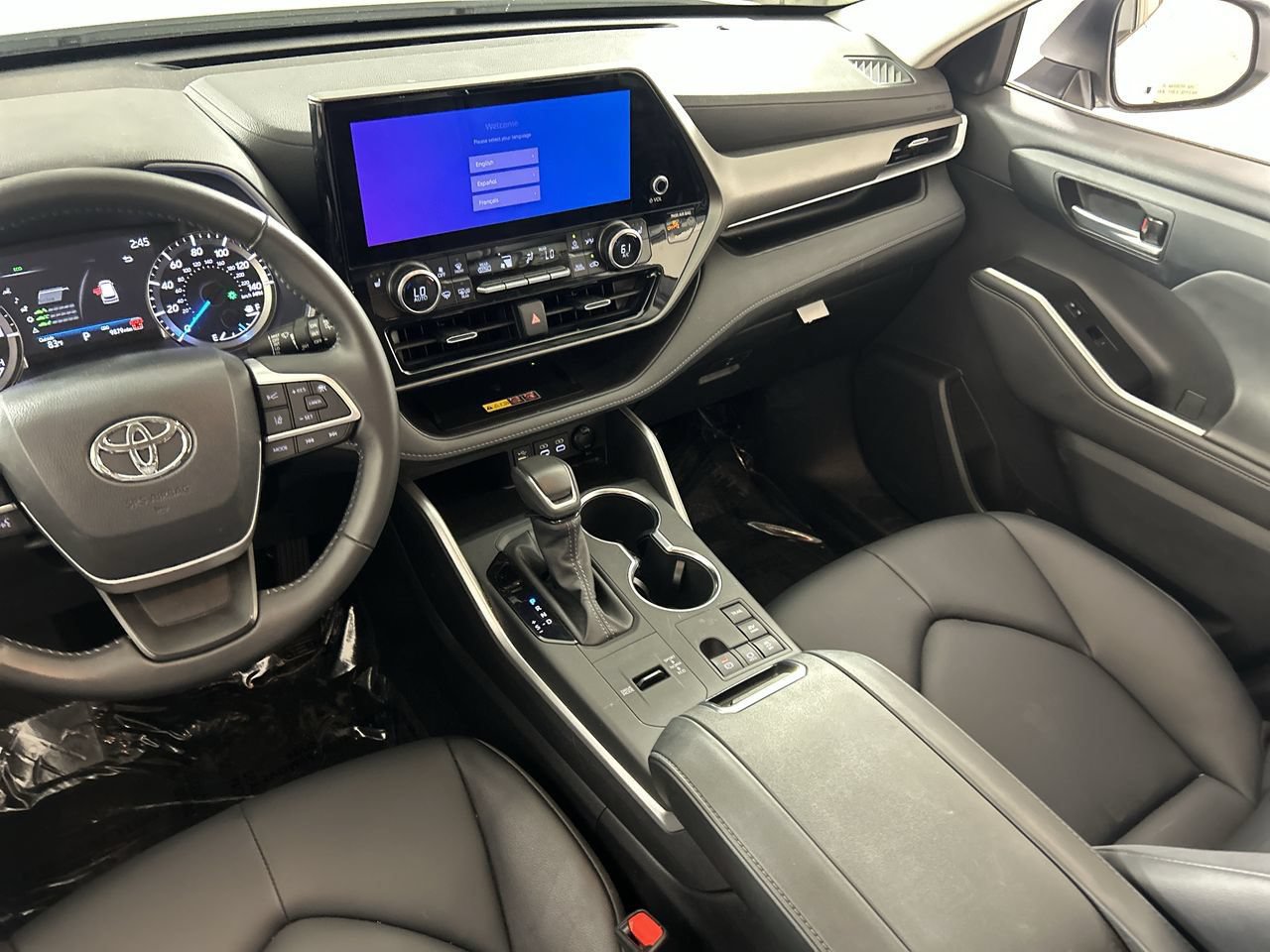 Used 2026 Toyota Highlander XLE AWD/4WD image 24