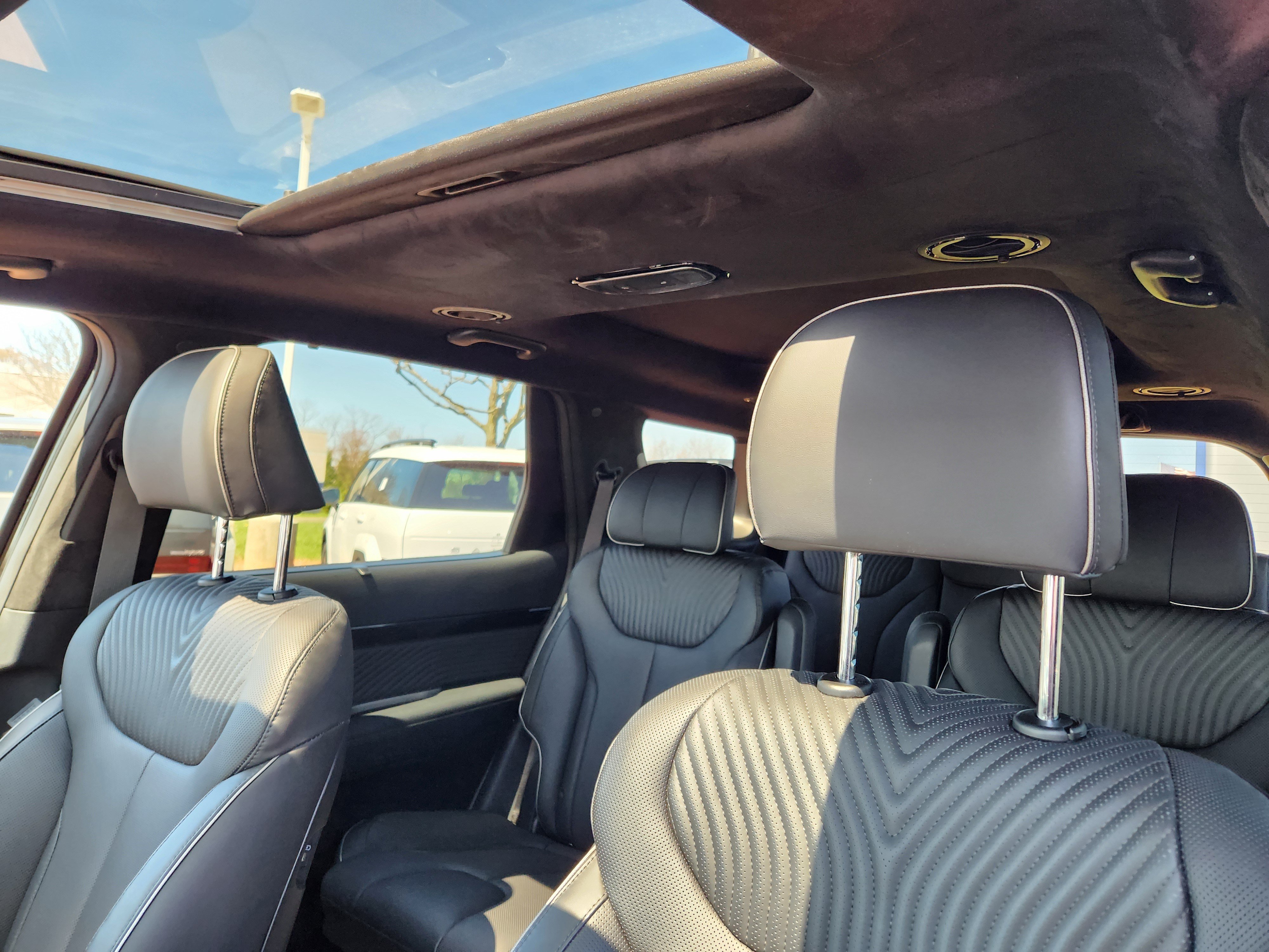 Used 2025 Hyundai Palisade Calligraphy AWD/4WD image 12