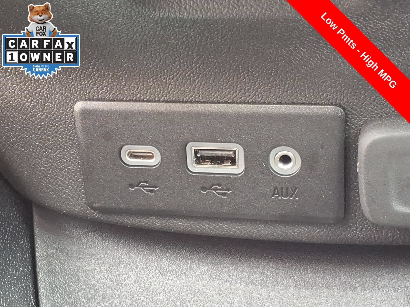 Used 2022 Chevrolet Malibu LT FWD image 23