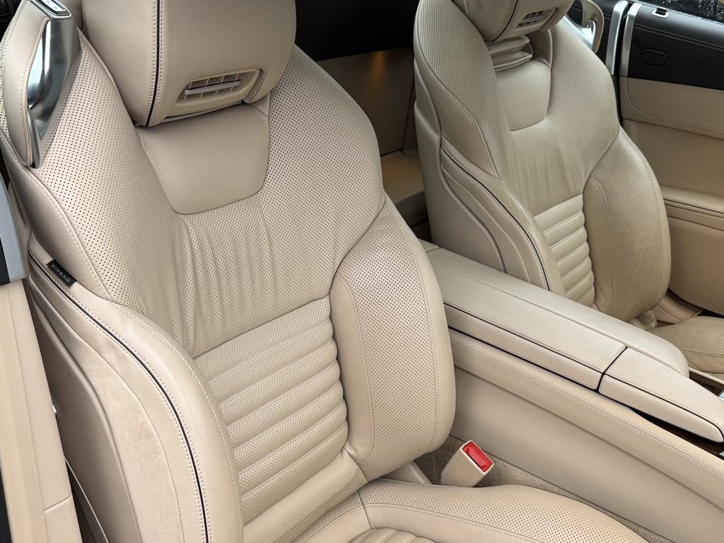 Used 2013 Mercedes-Benz SL 550 image 15