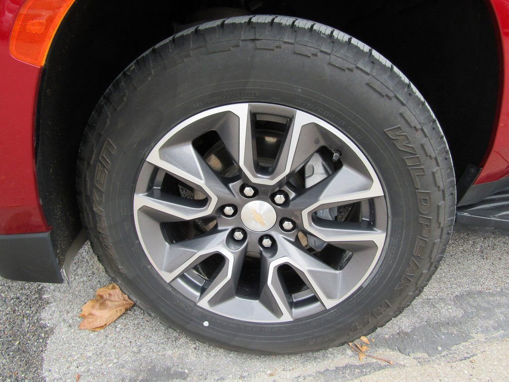 Used 2023 Chevrolet Tahoe LS image 25